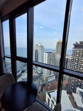 High Panoramic Stylish Apartment